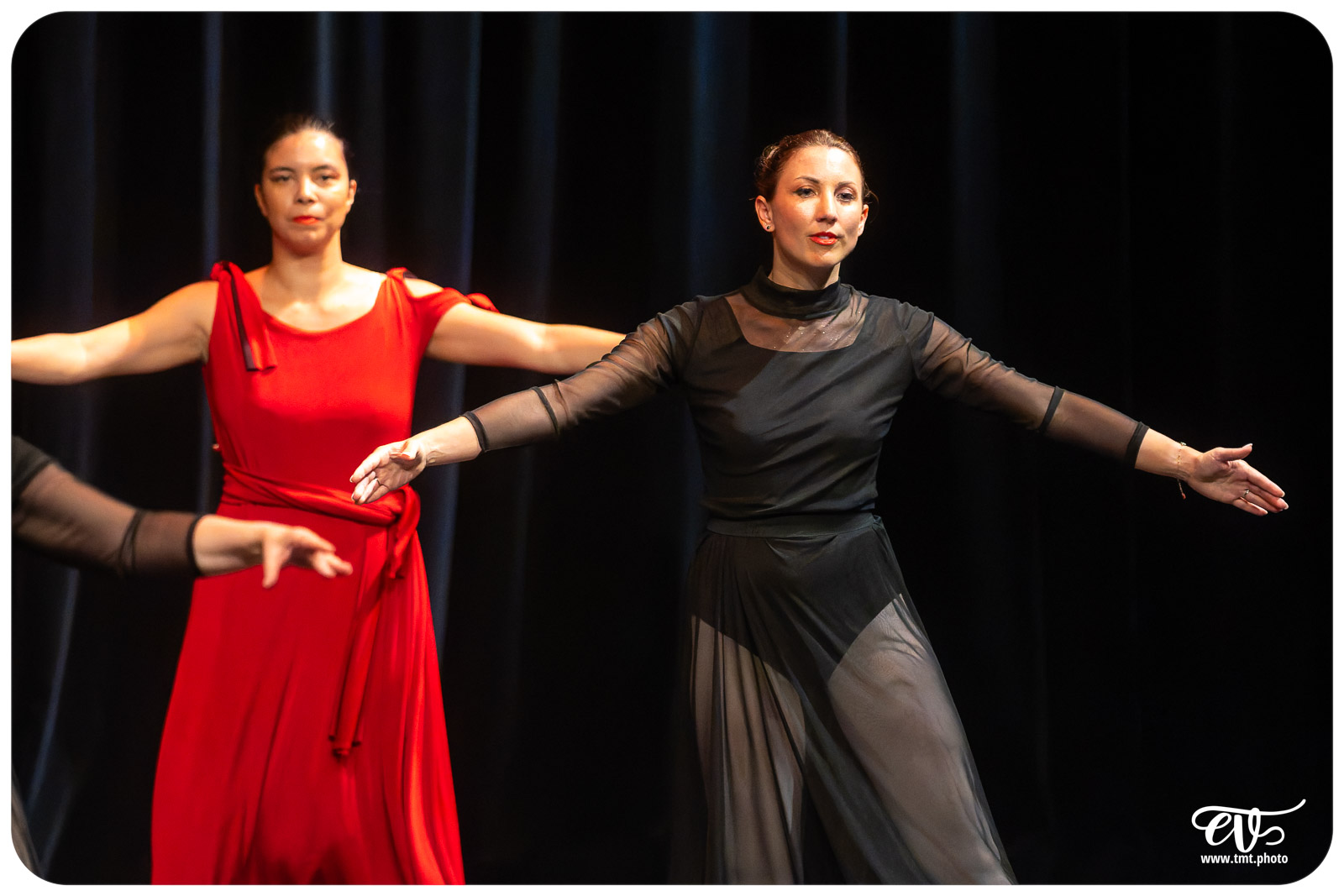 ECOLE DE DANSE CÉCILE ADAMOW